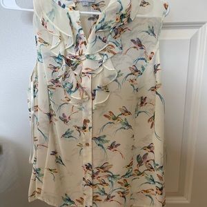 Tahari size large blouse